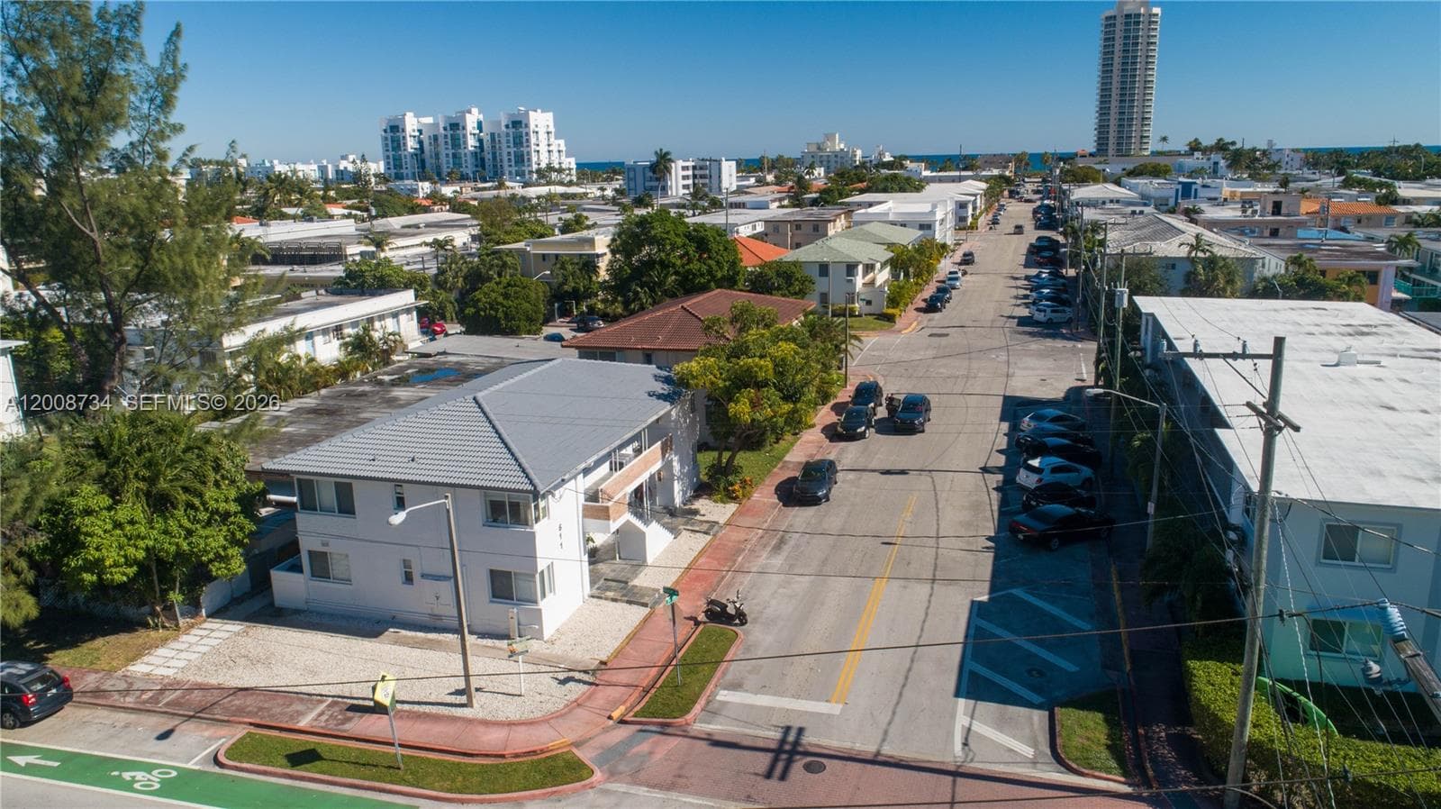 611 74th St, Miami Beach FL 33141 — 16