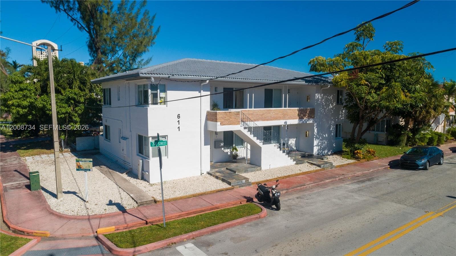 611 74th St, Miami Beach FL 33141 — 3