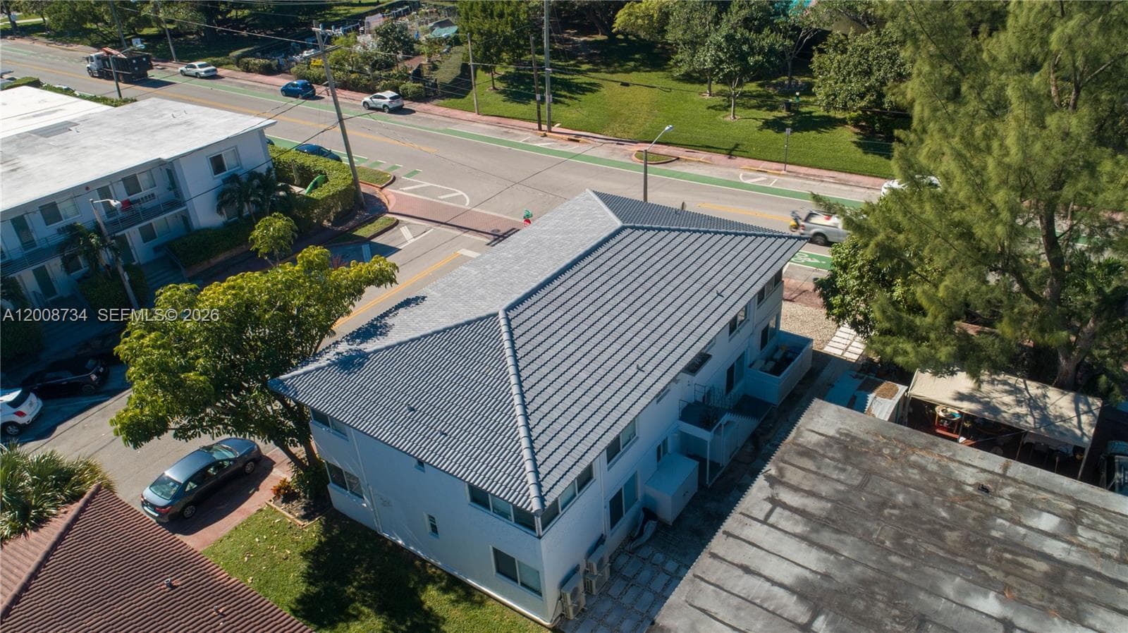 611 74th St, Miami Beach FL 33141 — 15