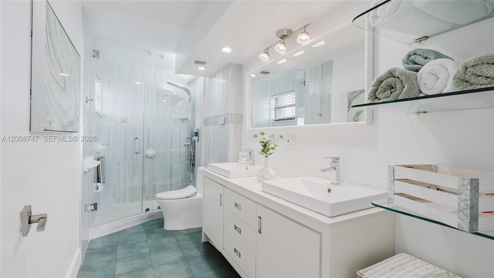 2625 Collins Ave # 803, Miami Beach FL 33140 — 35
