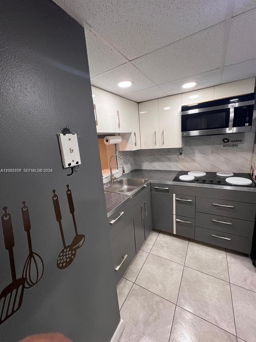 488 NW 165th St Rd # 610, Miami FL 33169 — 13