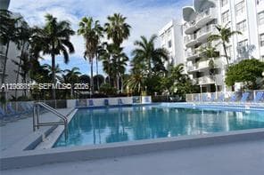 488 NW 165th St Rd # 610, Miami FL 33169 — 18
