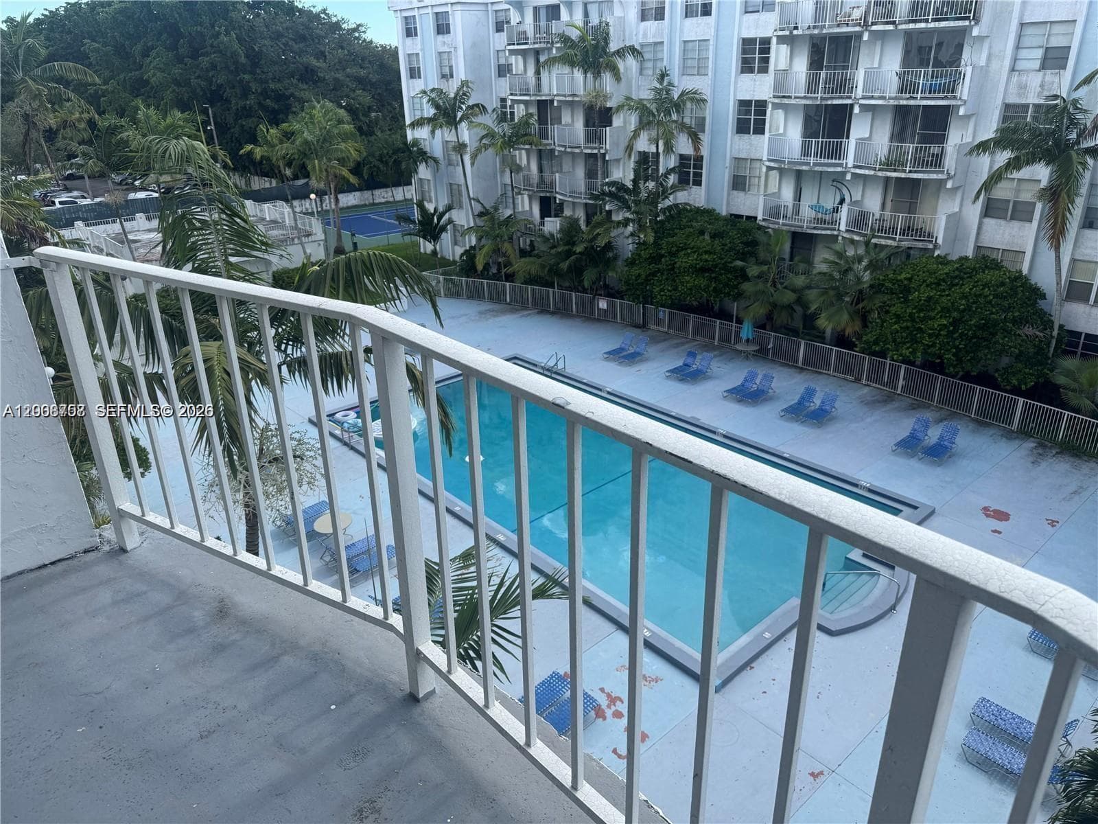 488 NW 165th St Rd # 610, Miami FL 33169 — 4