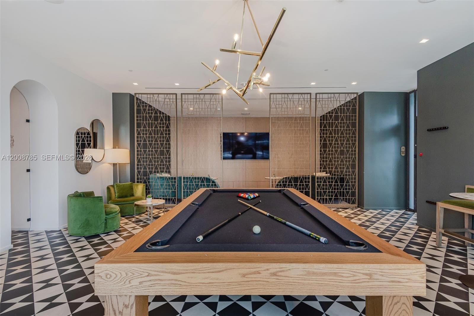 801 S Miami Ave # 5206, Miami FL 33130 — 44