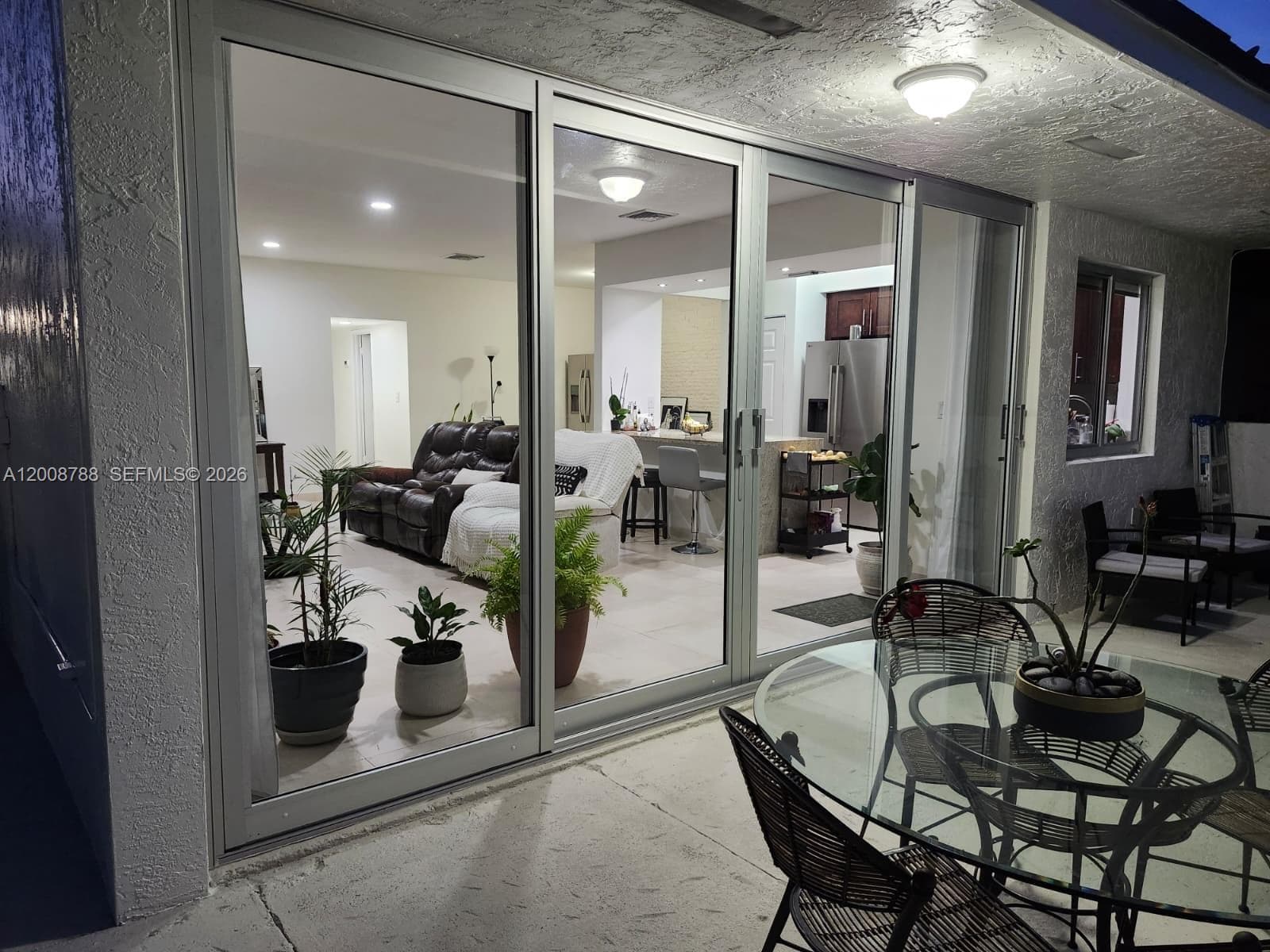 9195 Fontainebleau Blvd # 6, Miami FL 33172 — 17