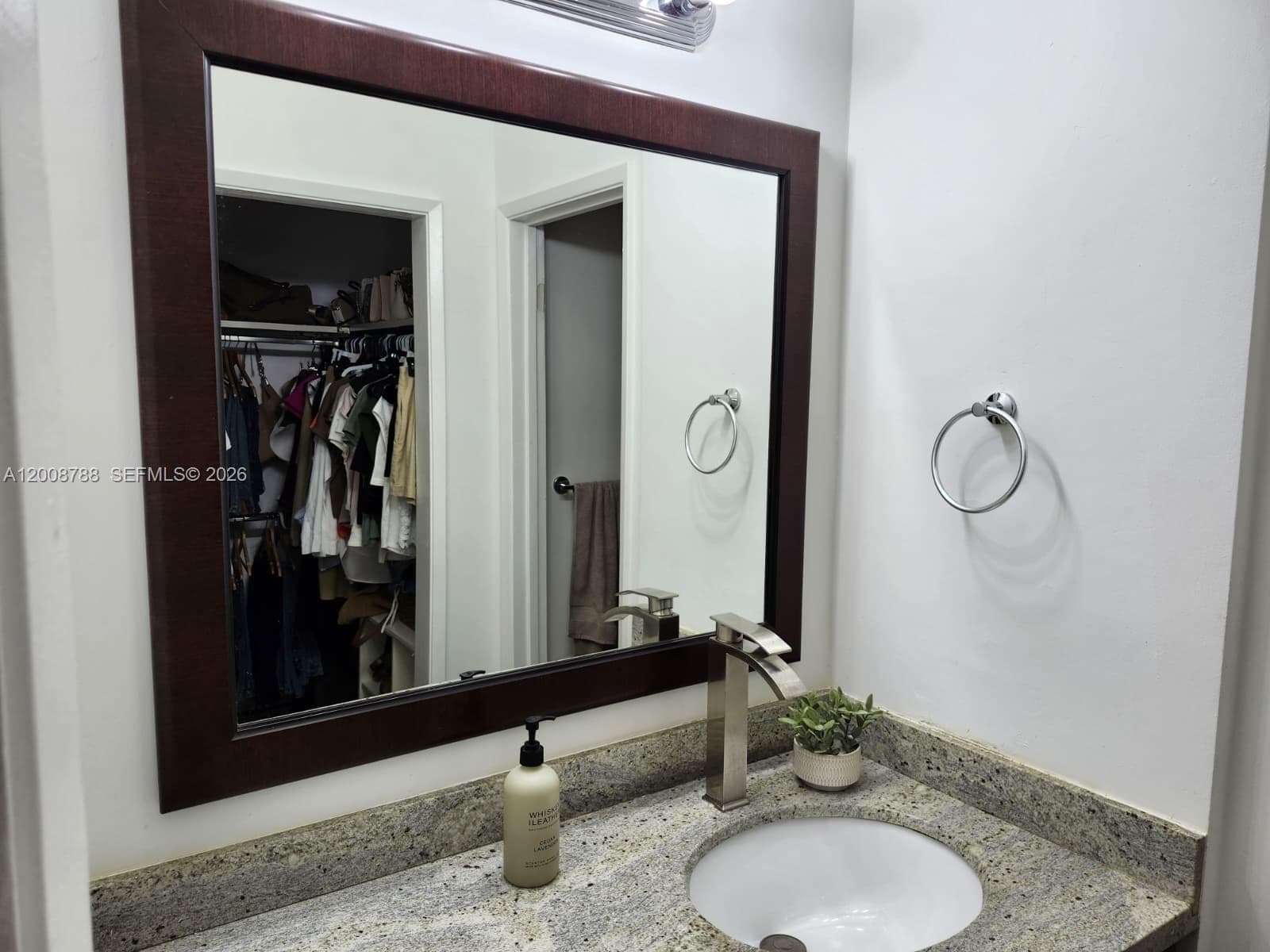 9195 Fontainebleau Blvd # 6, Miami FL 33172 — 21
