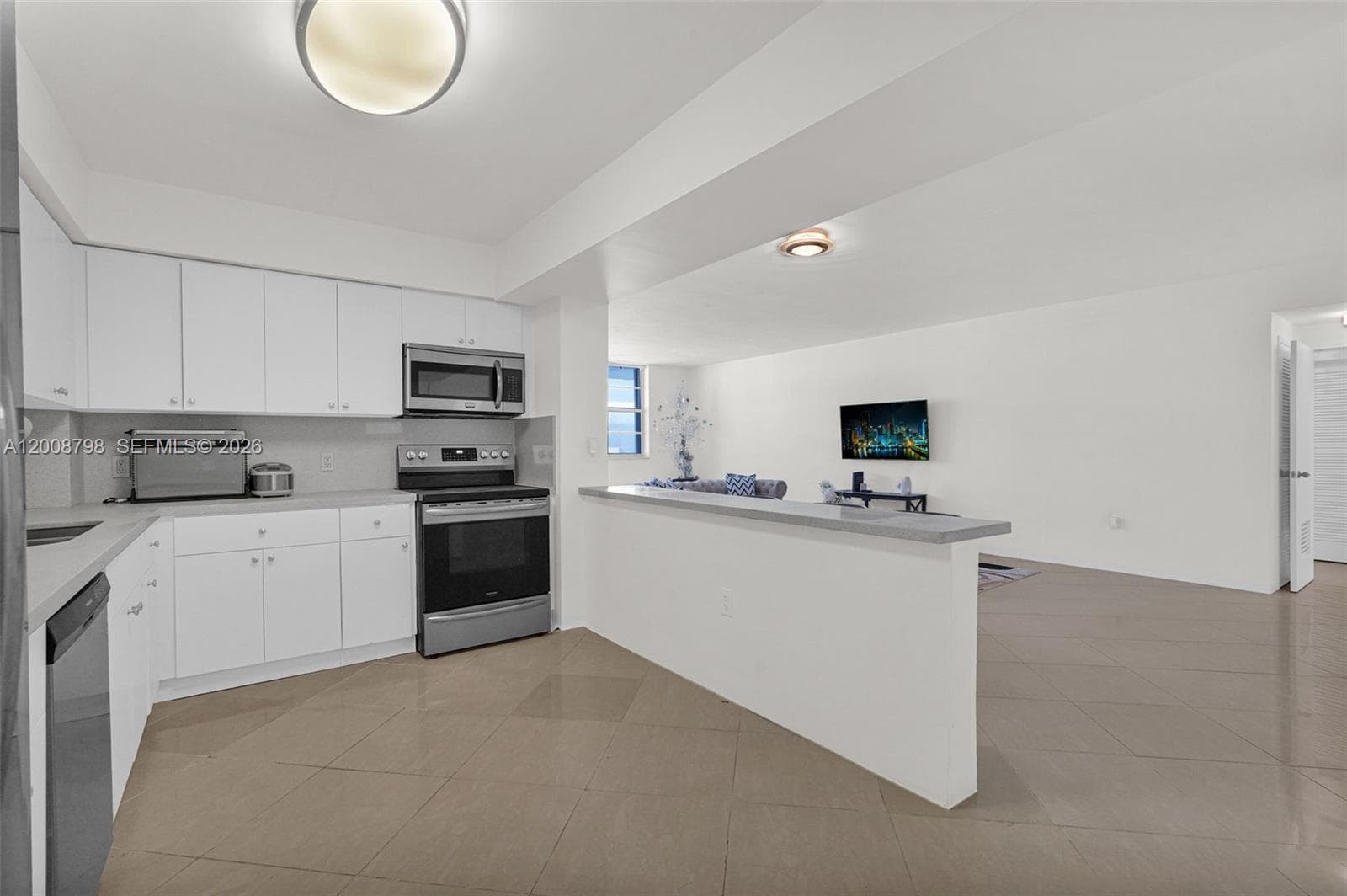 5825 Collins Ave # 2E, Miami Beach FL 33140 — 12