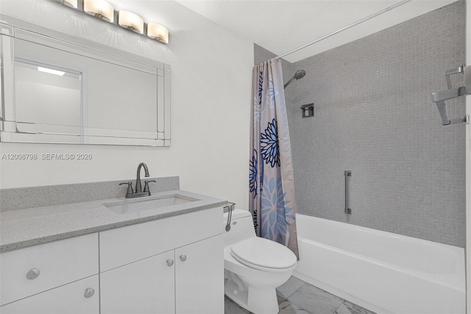 5825 Collins Ave # 2E, Miami Beach FL 33140 — 22