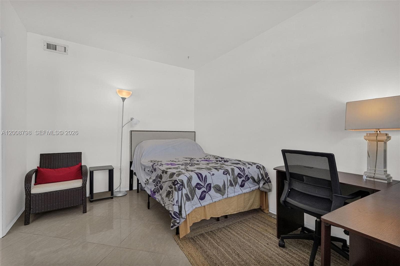 5825 Collins Ave # 2E, Miami Beach FL 33140 — 32