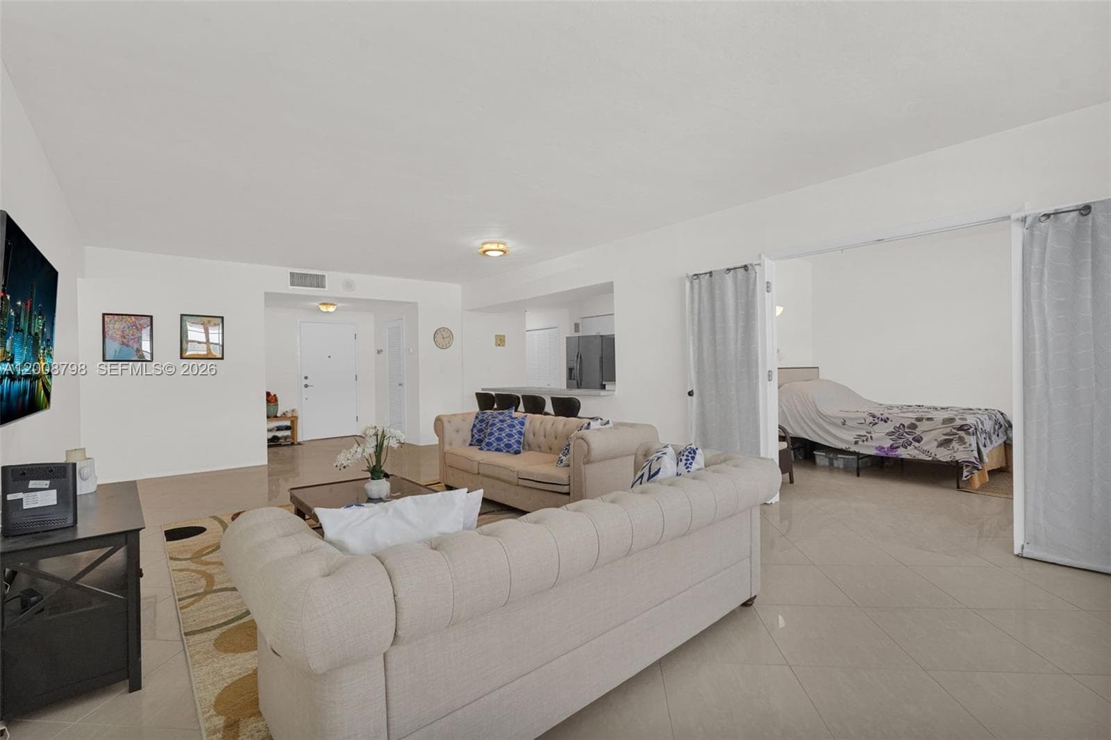 5825 Collins Ave # 2E, Miami Beach FL 33140 — 20