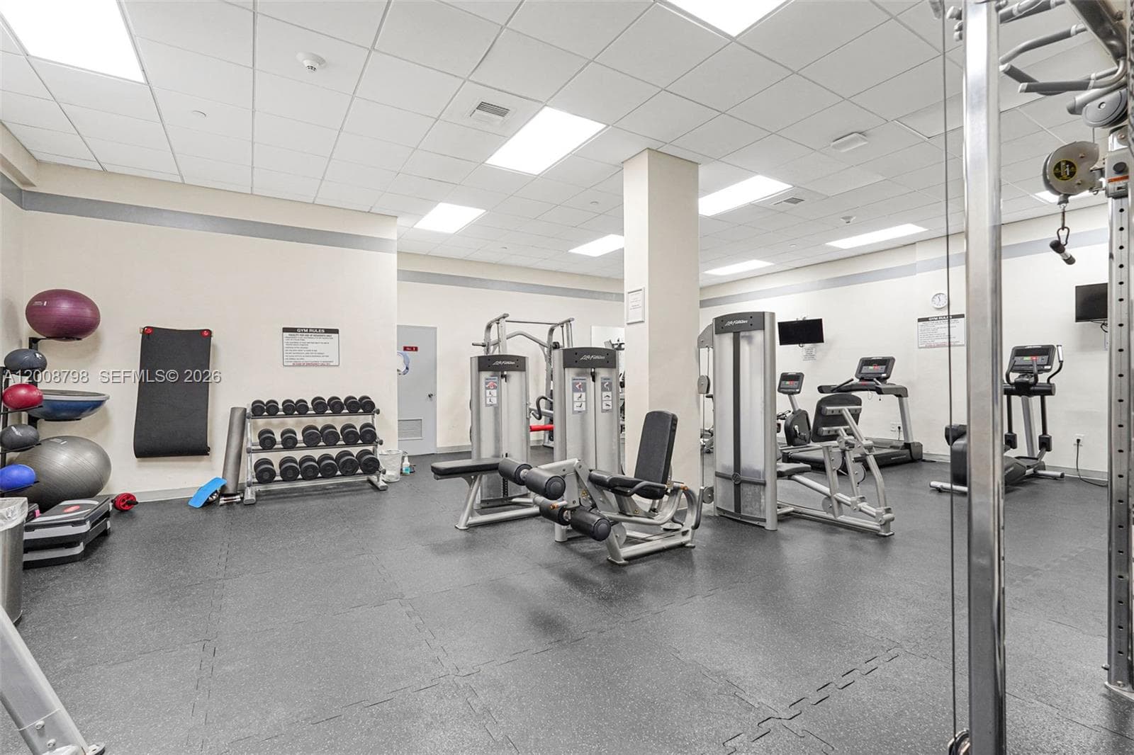 5825 Collins Ave # 2E, Miami Beach FL 33140 — 41