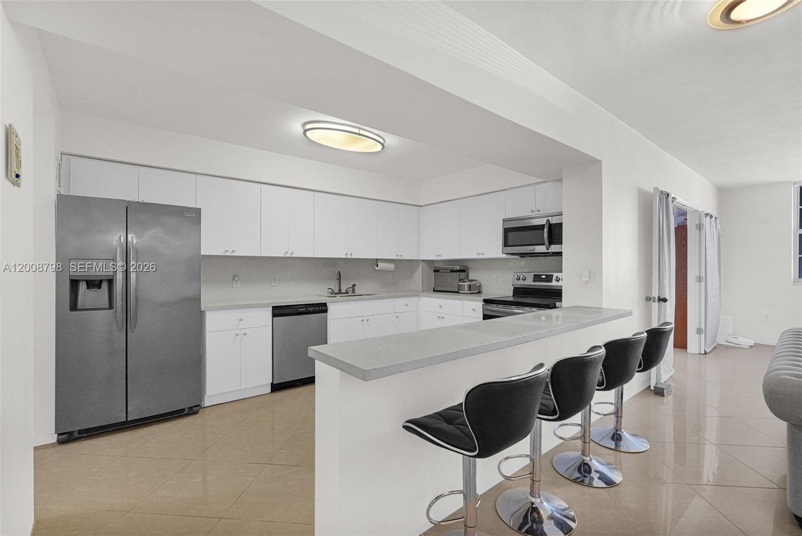 5825 Collins Ave # 2E, Miami Beach FL 33140 — 11