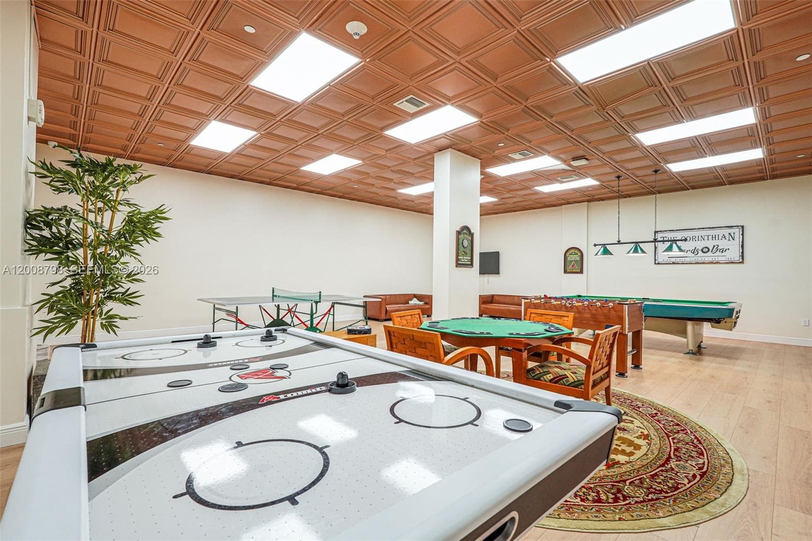 5825 Collins Ave # 2E, Miami Beach FL 33140 — 44