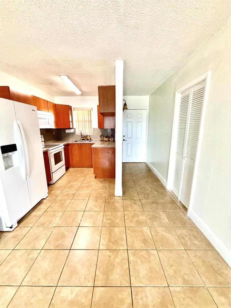 4050 NW 135th Street # 1, Opa-Locka FL 33054 — 5