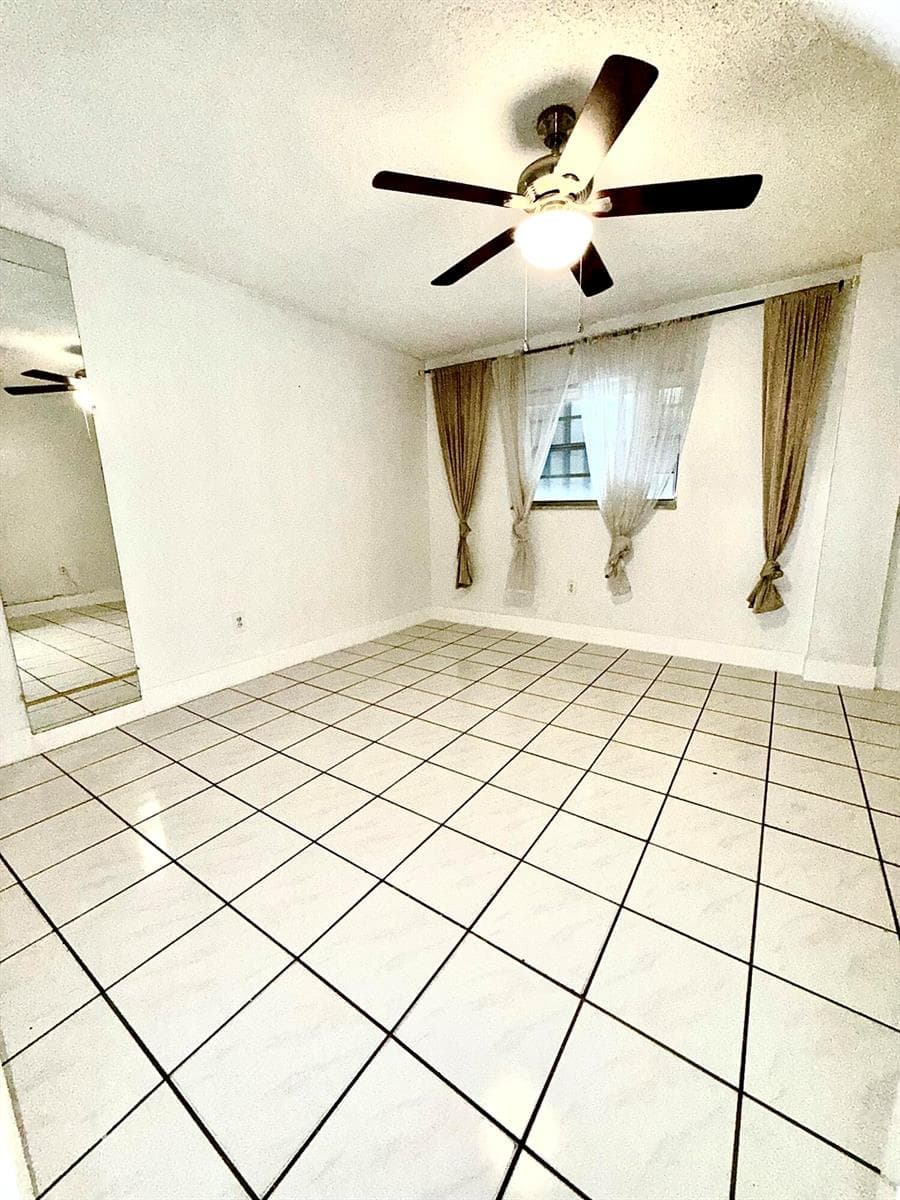 4050 NW 135th Street # 1, Opa-Locka FL 33054 — 9