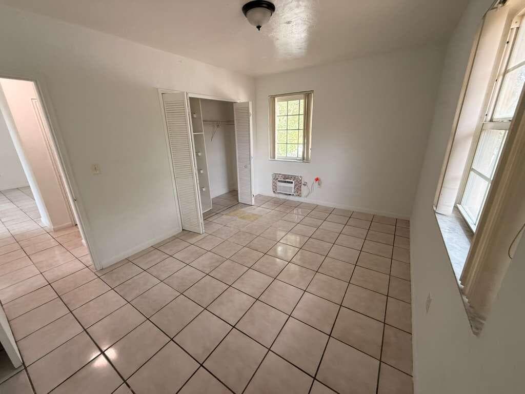605 84th Street, Miami Beach FL 33141 — 9
