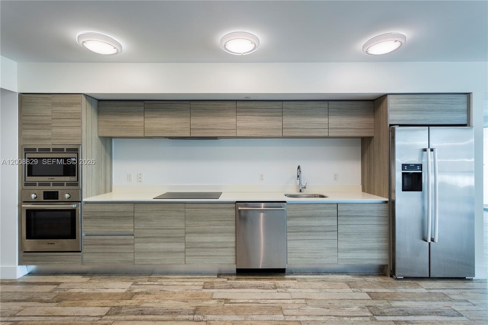 Amd Pl Of 2nd Ocean Front, Miami Beach, FL — 2