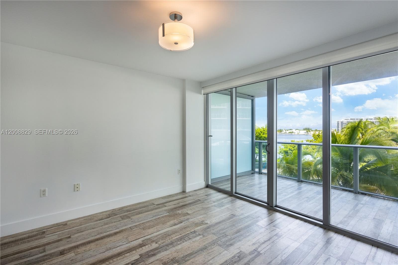 Amd Pl Of 2nd Ocean Front, Miami Beach, FL — 3