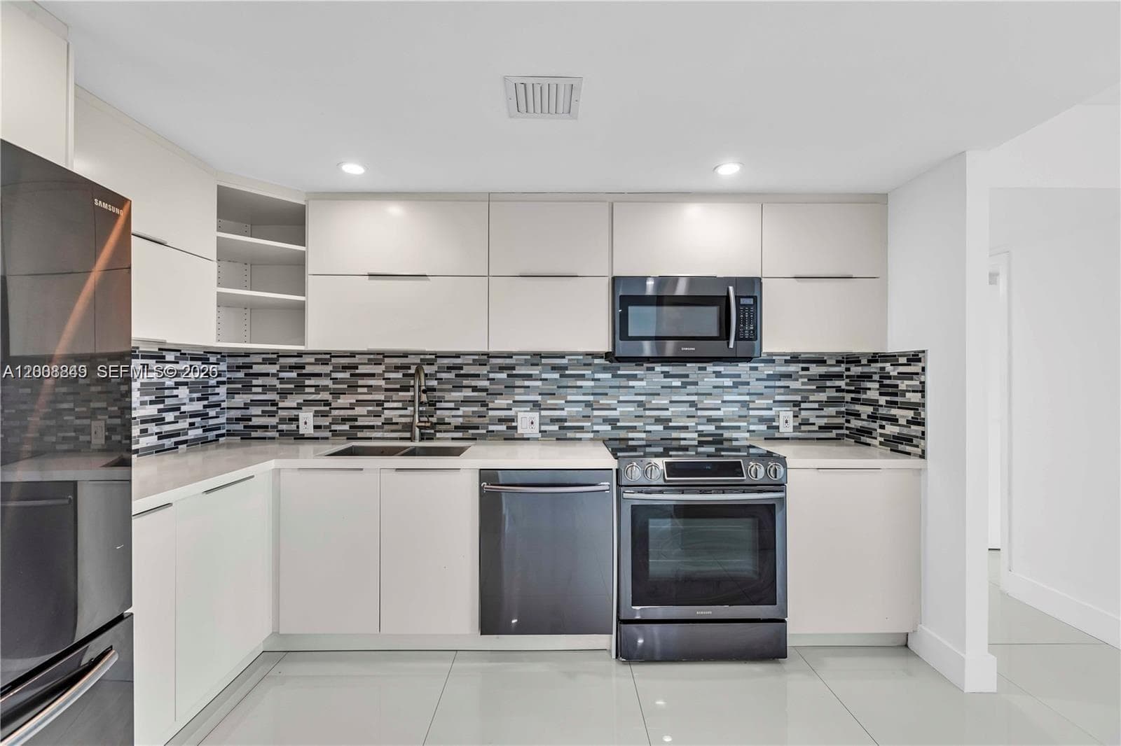 100 Bayview Dr # 508, Sunny Isles Beach FL 33160 — 3