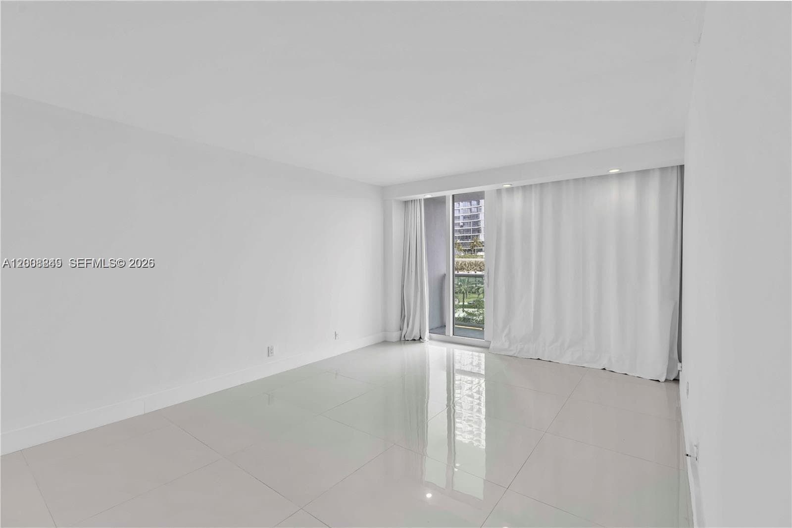 100 Bayview Dr # 508, Sunny Isles Beach FL 33160 — 10