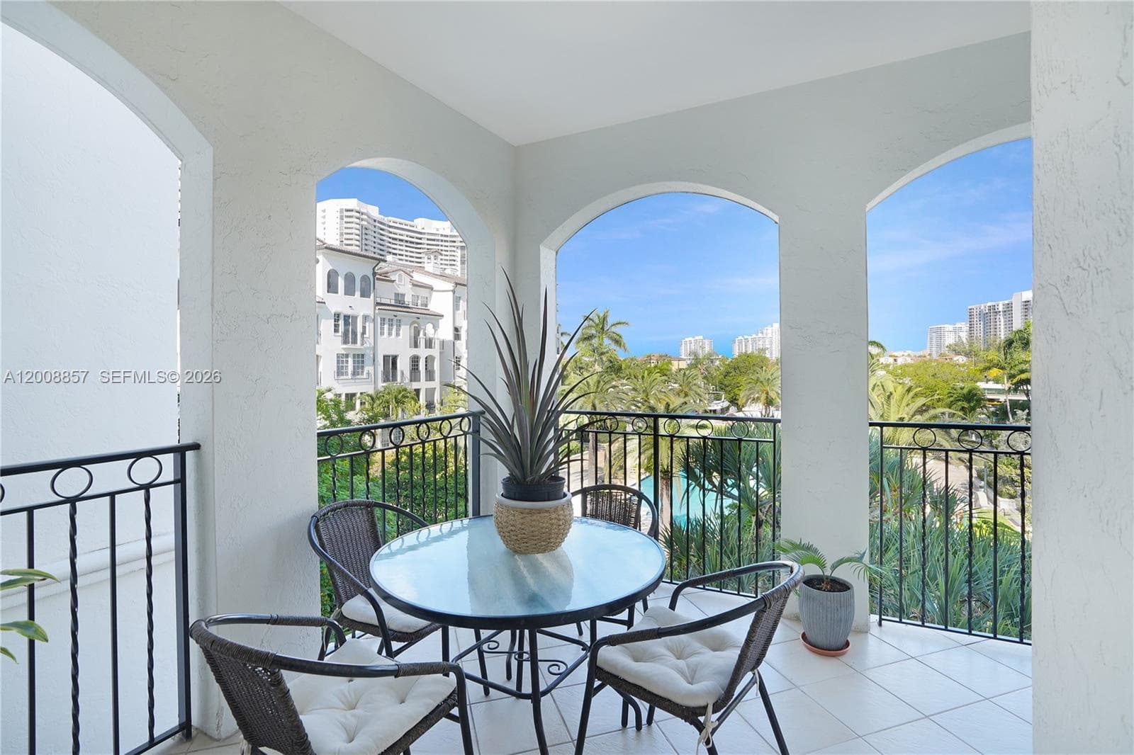 3700 Island Blvd # C307, Aventura FL 33160 — 14