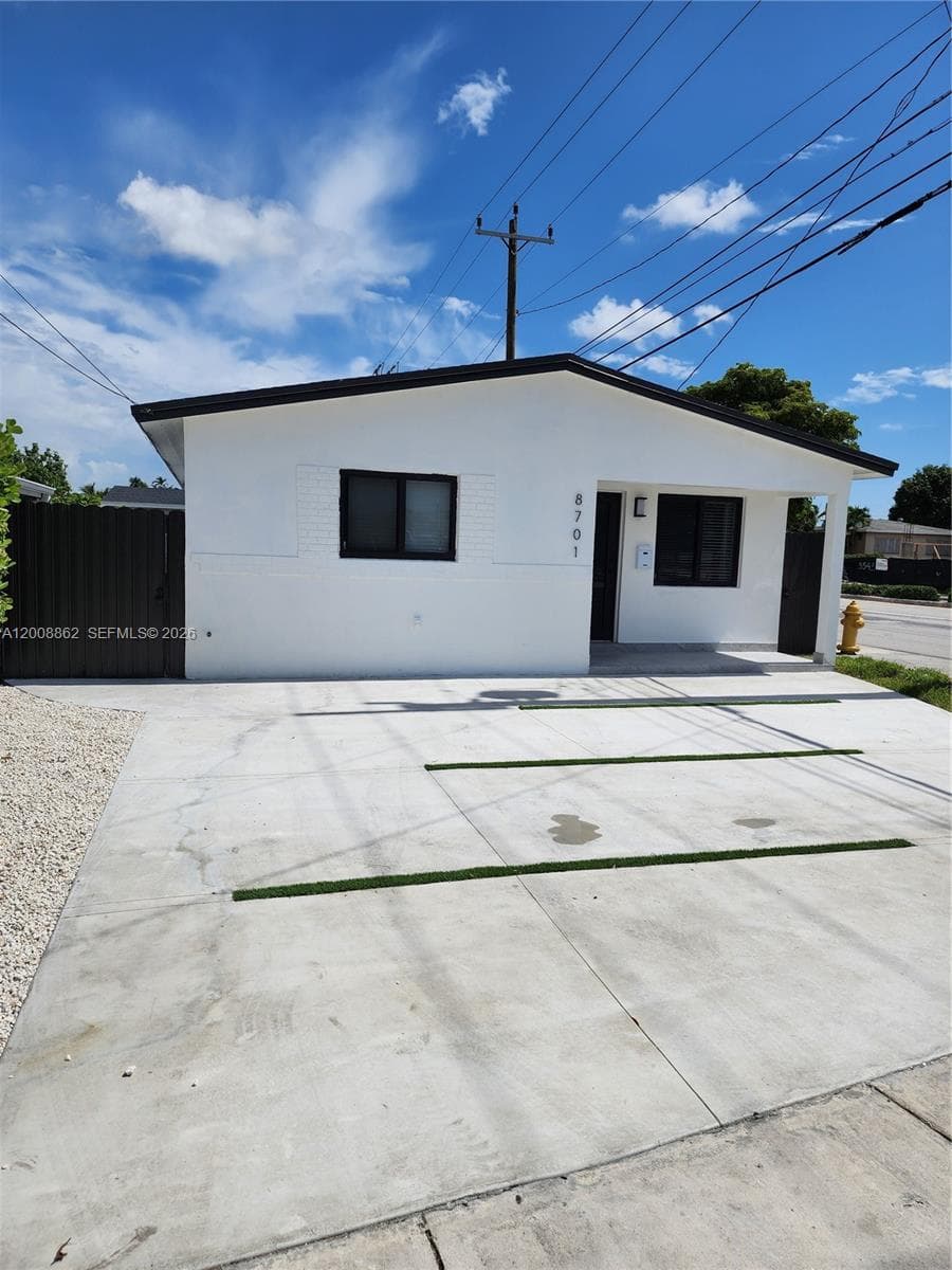 8701 SW 36th St, Miami FL 33165 — 2
