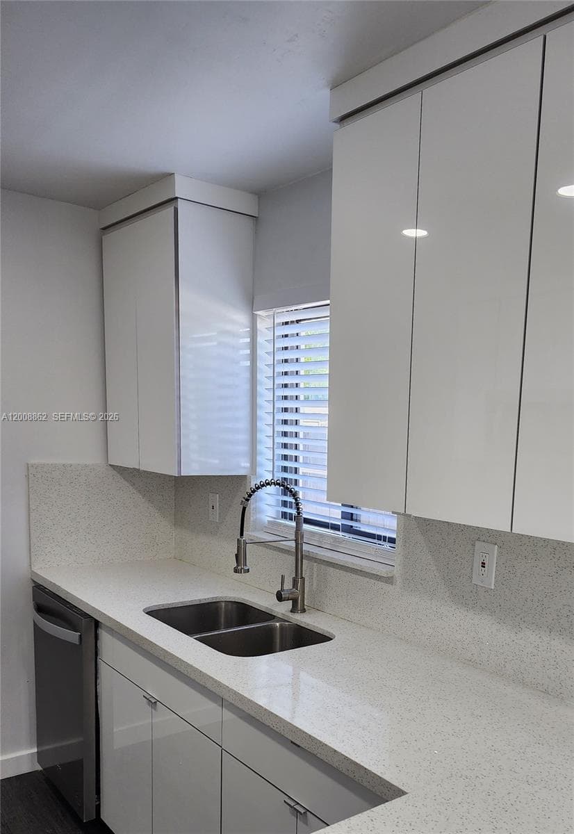 8701 SW 36th St, Miami FL 33165 — 7
