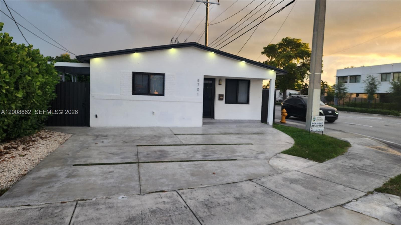 8701 SW 36th St, Miami FL 33165 — 1