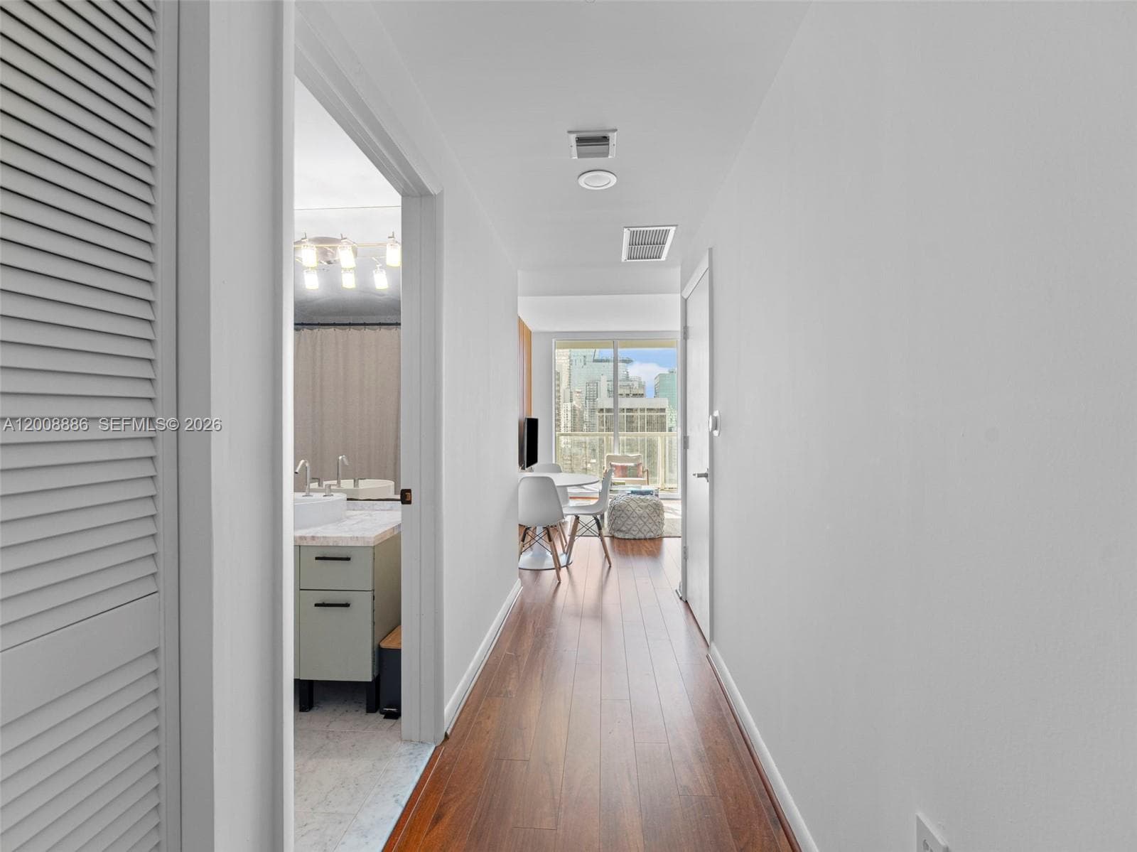 244 Biscayne Blvd # 3105, Miami FL 33132 — 13