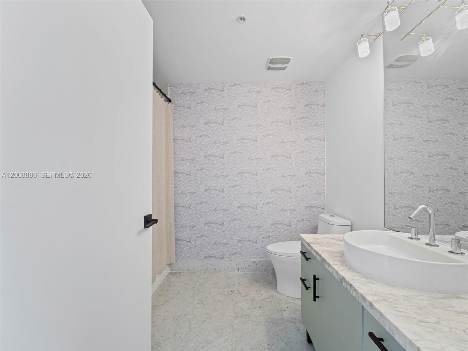 244 Biscayne Blvd # 3105, Miami FL 33132 — 15
