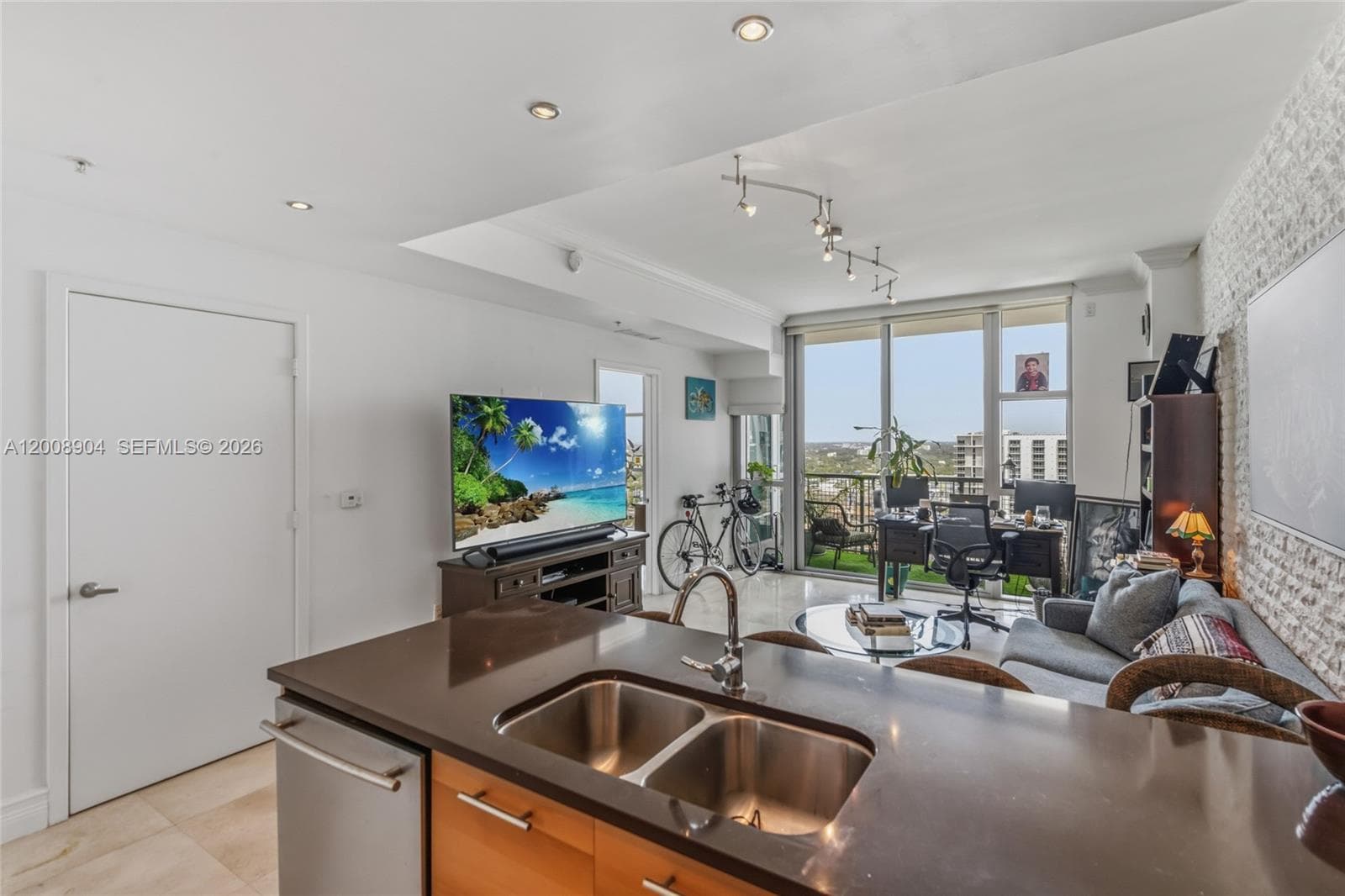 3301 NE 1st Ave # H2011, Miami FL 33137 — 10