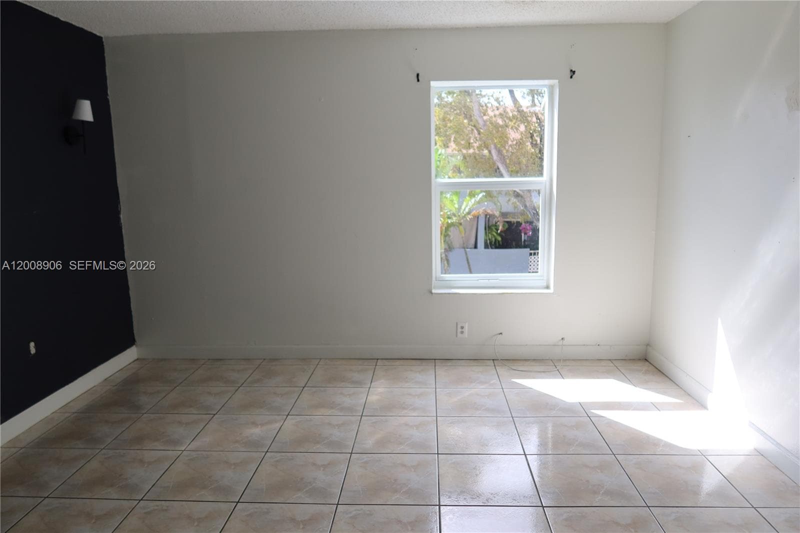 1725 W 60th St # F330, Hialeah FL 33012 — 3