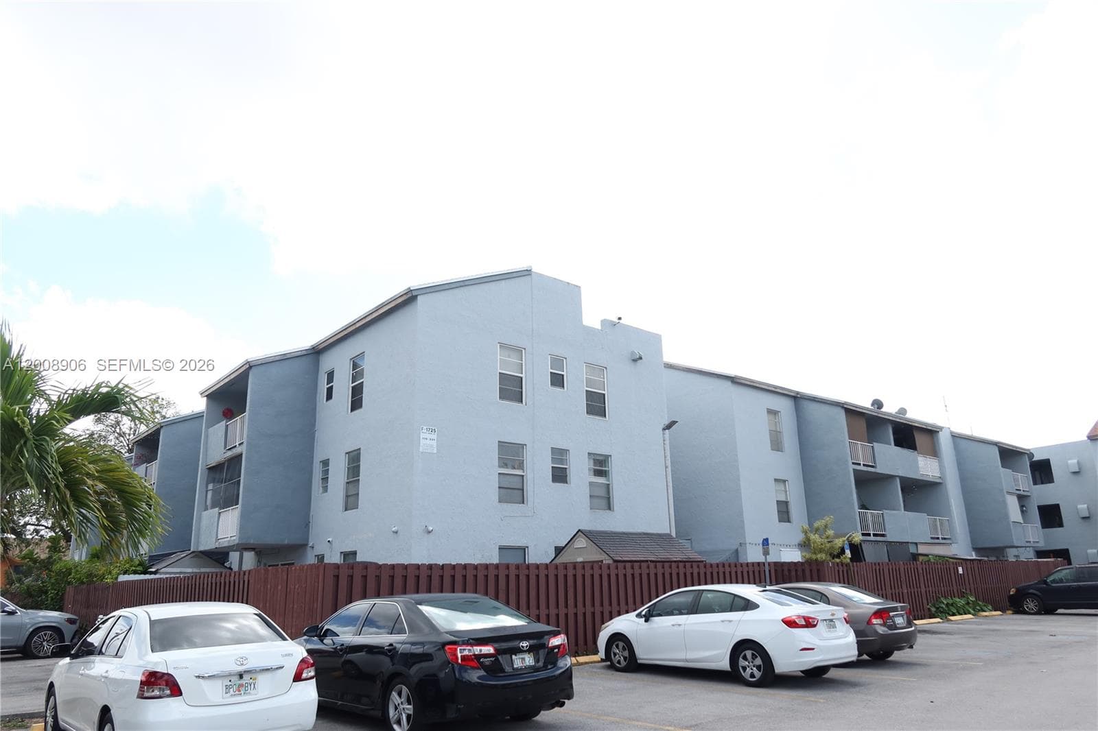 1725 W 60th St # F330, Hialeah FL 33012 — 10