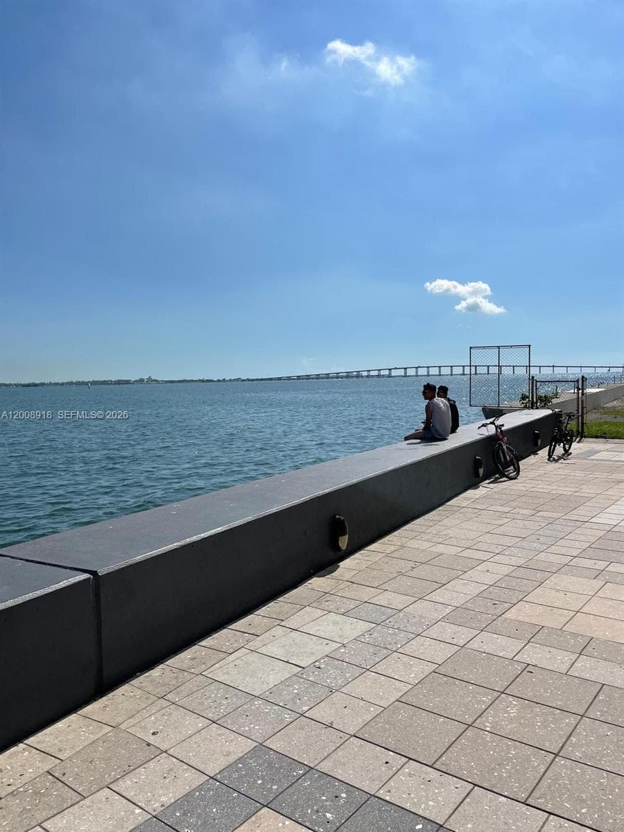 1155 S Brickell Bay Dr # 805, Miami FL 33131 — 30