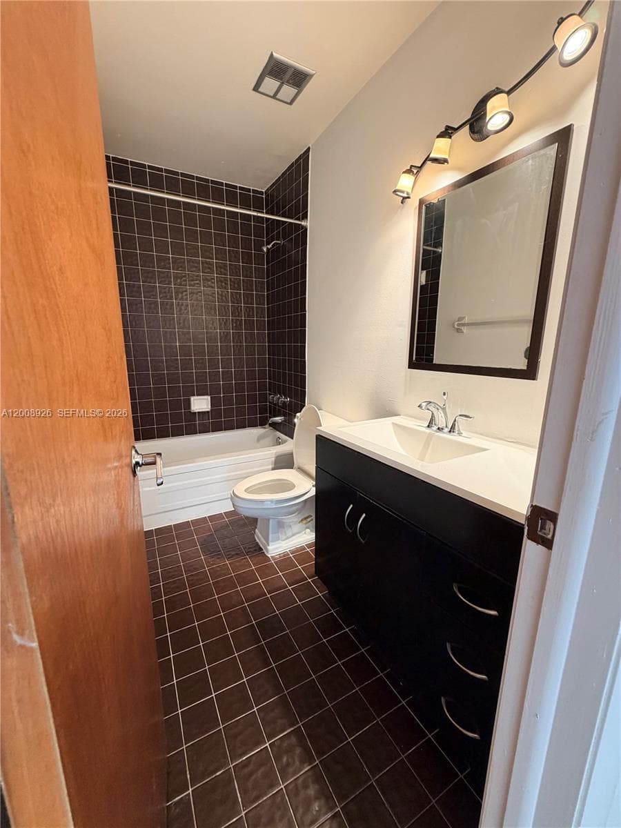 3225 Bird Ave, Miami FL 33133 — 23