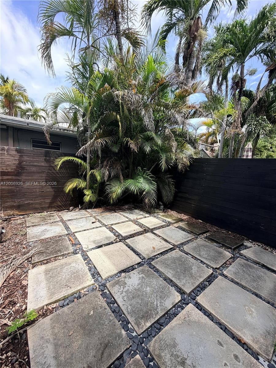 3225 Bird Ave, Miami FL 33133 — 33