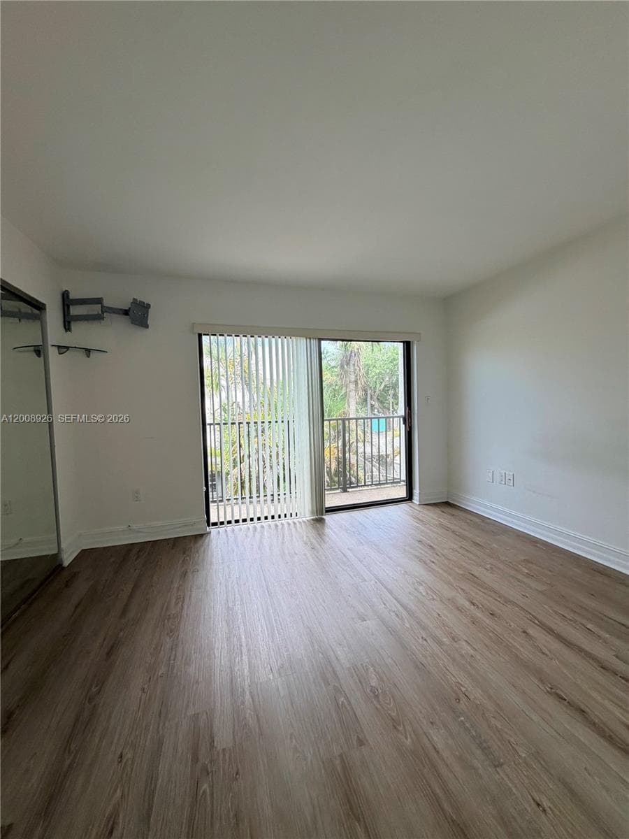 3225 Bird Ave, Miami FL 33133 — 29