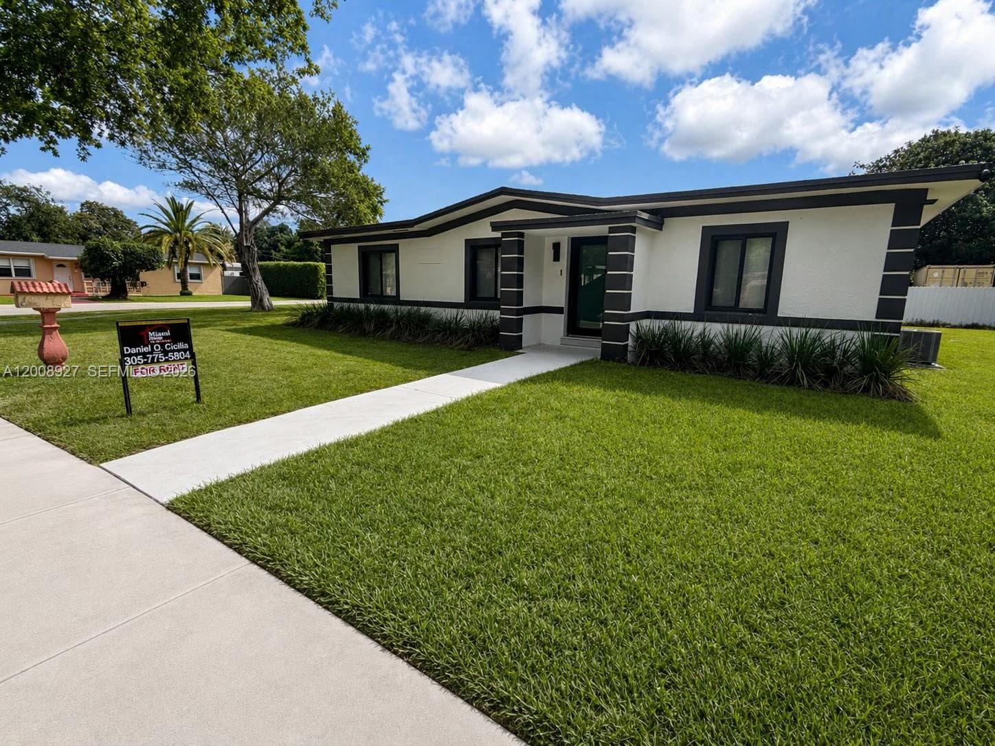 13885 NW 5th Ave, North Miami FL 33168 — 1