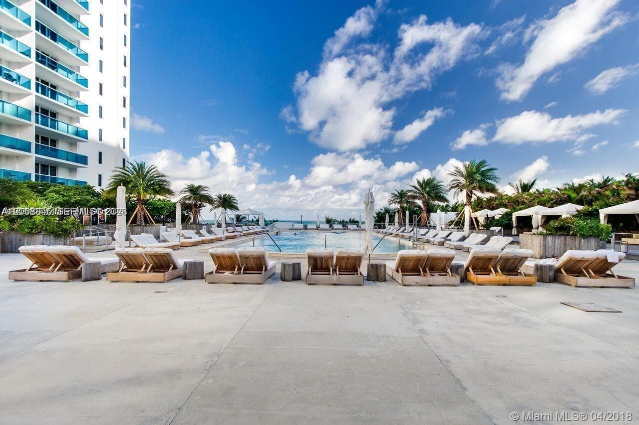 2301 Collins Ave # 1125, Miami Beach FL 33139 — 36