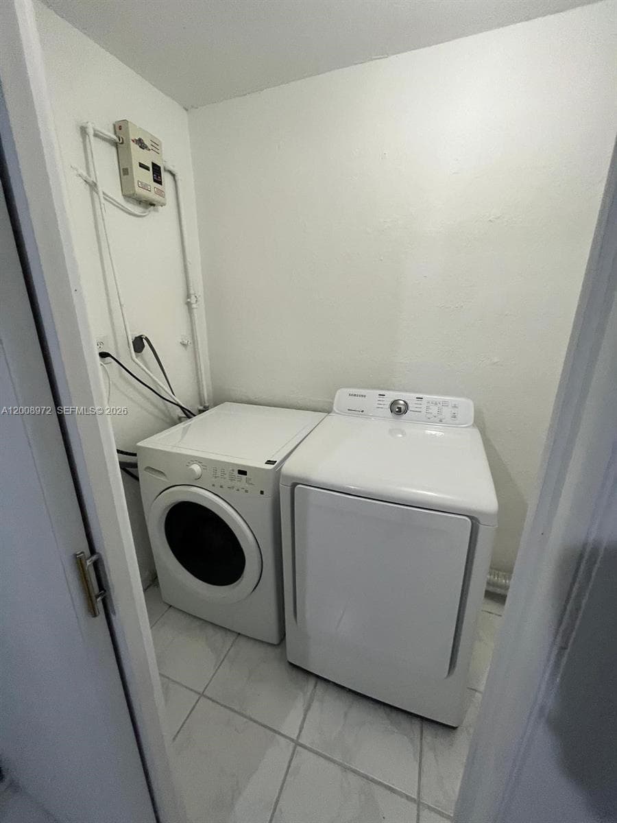 9704 NW 6th Ter # 9704, Miami FL 33172 — 9