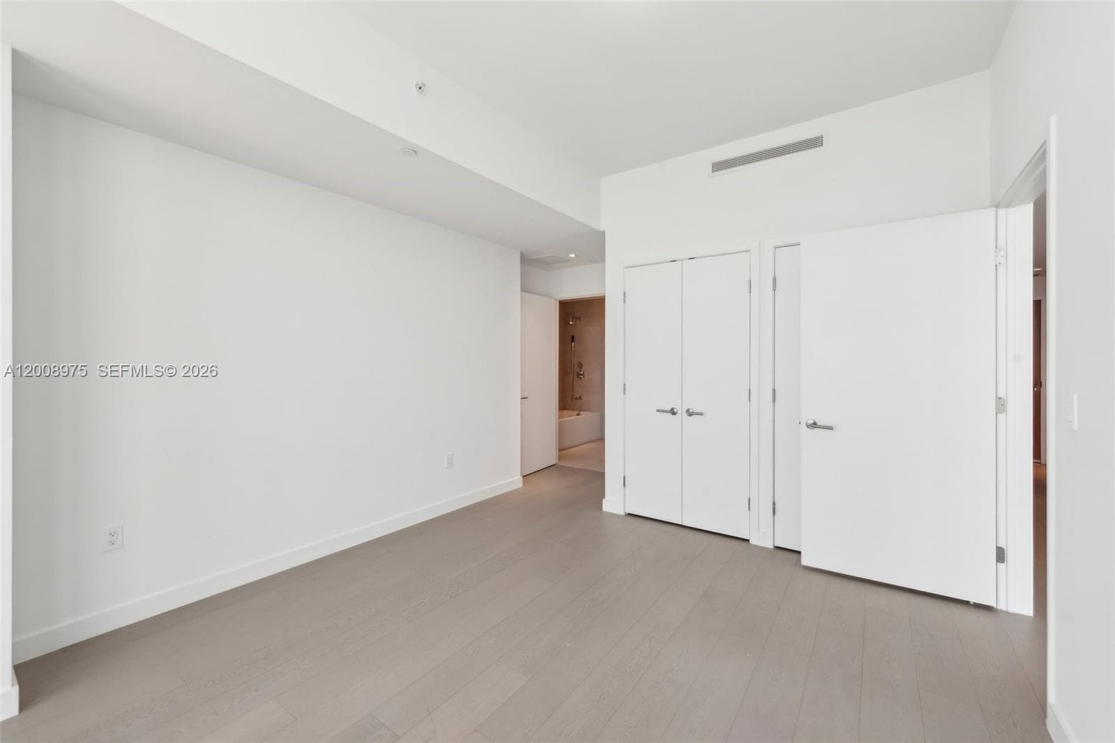 500 Alton Rd. # 3004, Miami Beach FL 33139 — 17