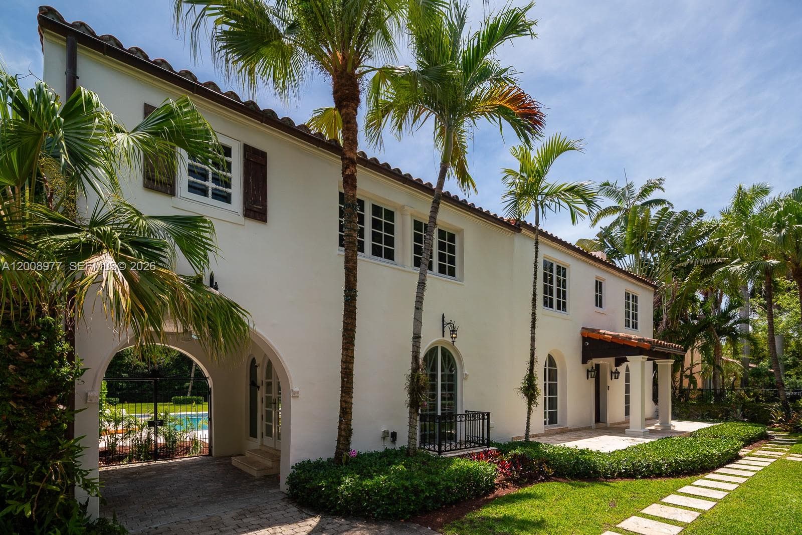 1228 Alhambra Cir, Coral Gables FL 33134 — 52
