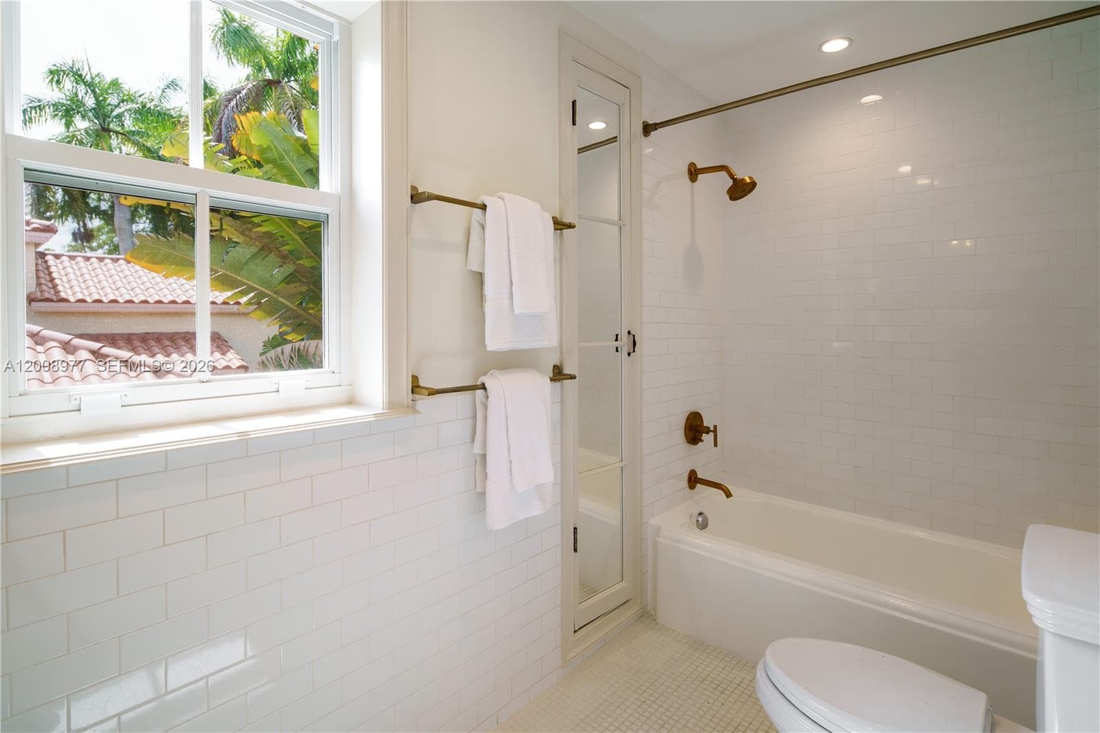 1228 Alhambra Cir, Coral Gables FL 33134 — 38