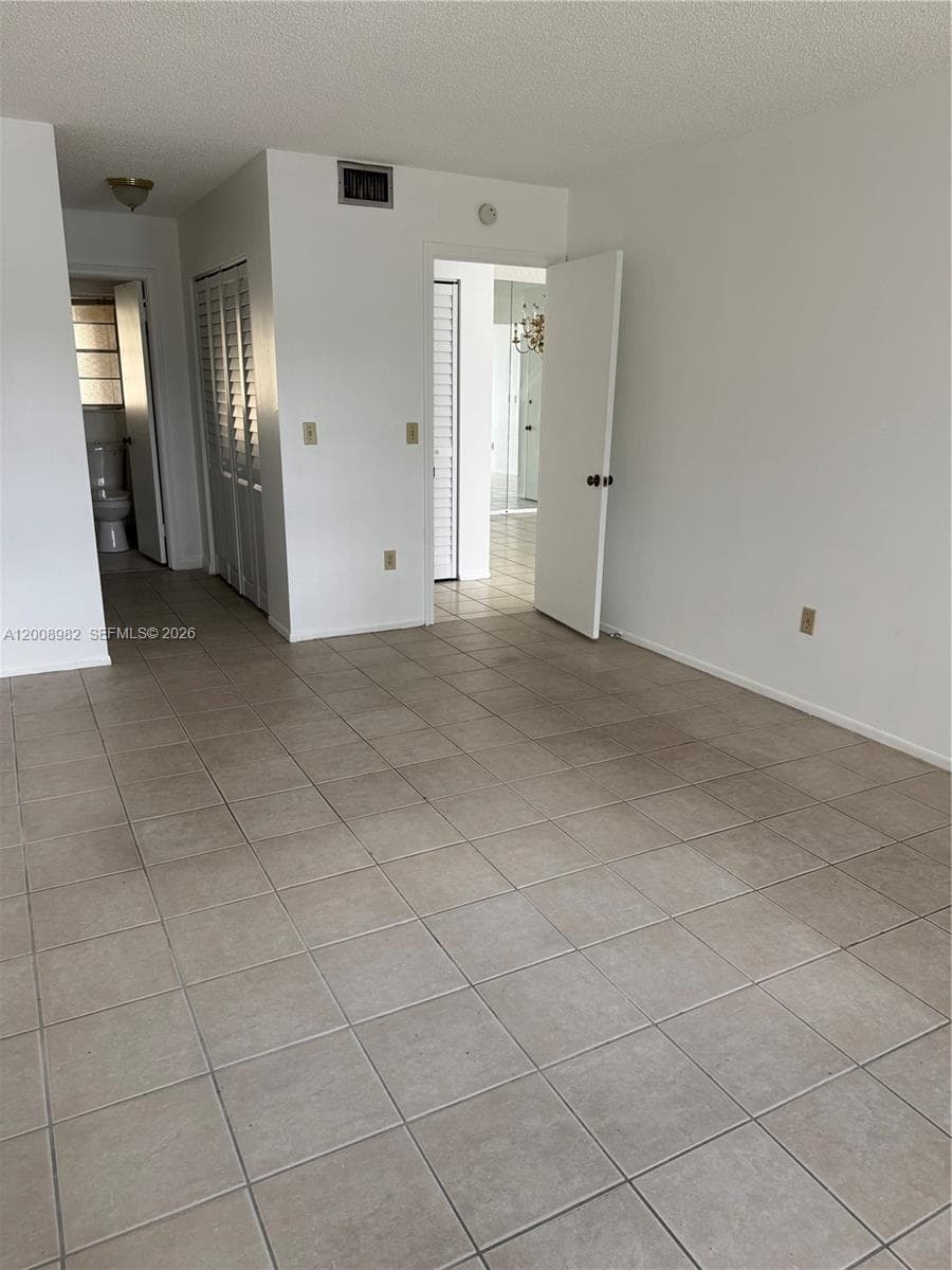 7747 SW 86th St # 105, Miami FL 33143 — 8