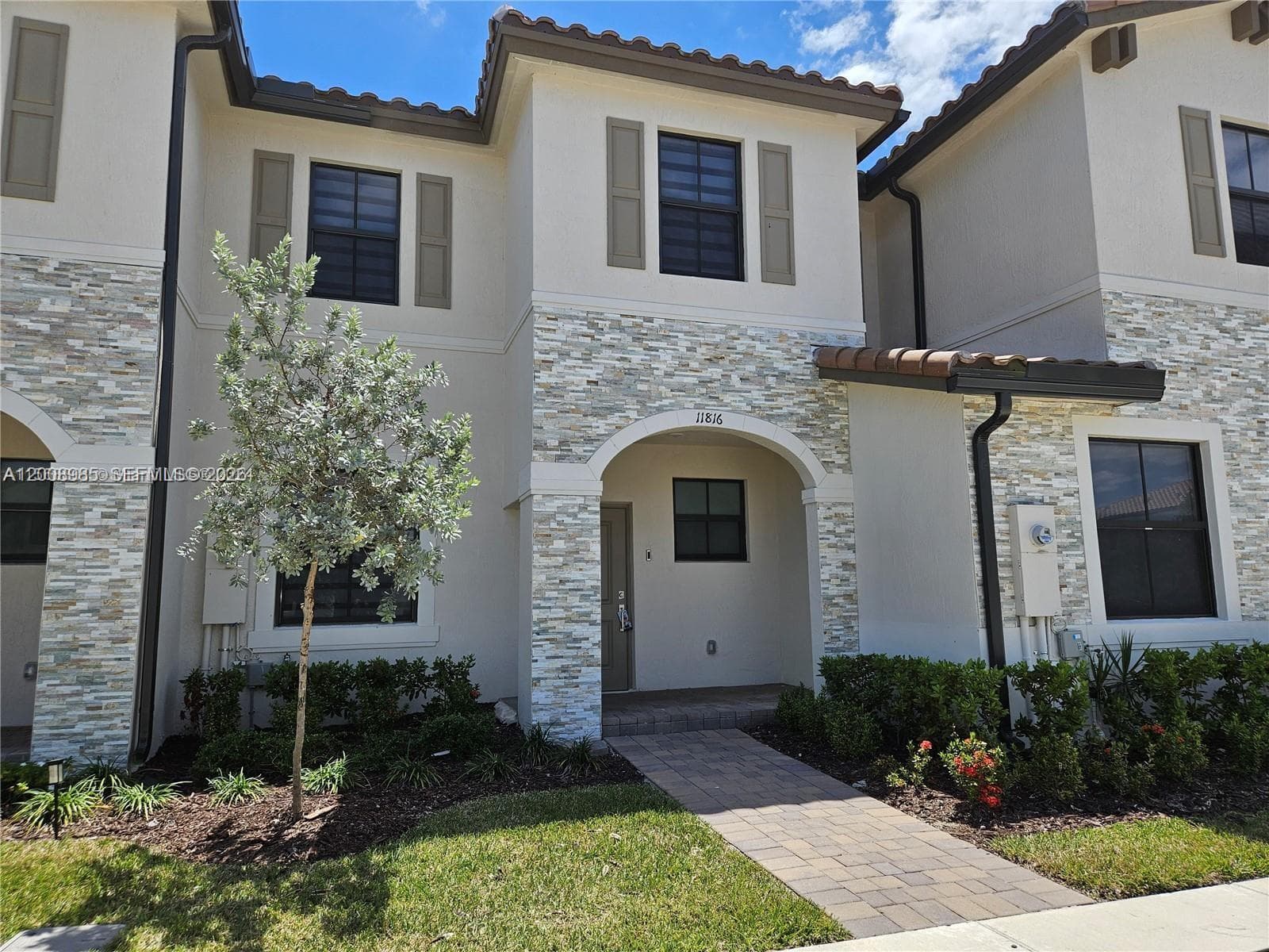 11816 SW 247th Ter, Homestead FL 33032 — 2