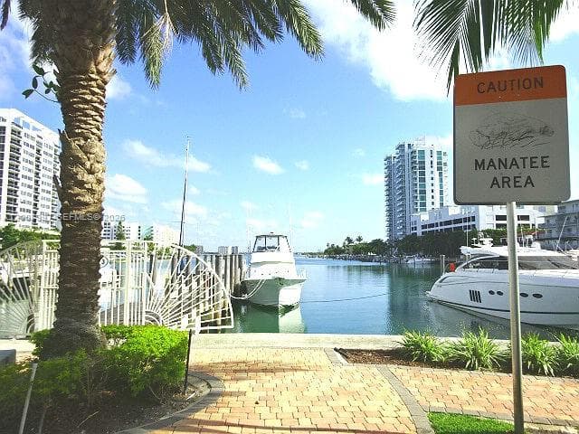 7900 Harbor Island Dr # 817, North Bay Village FL 33141 — 16