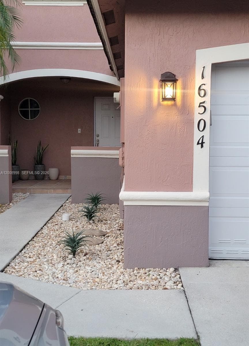16504 SW 71st Ter, Miami FL 33193 — 8