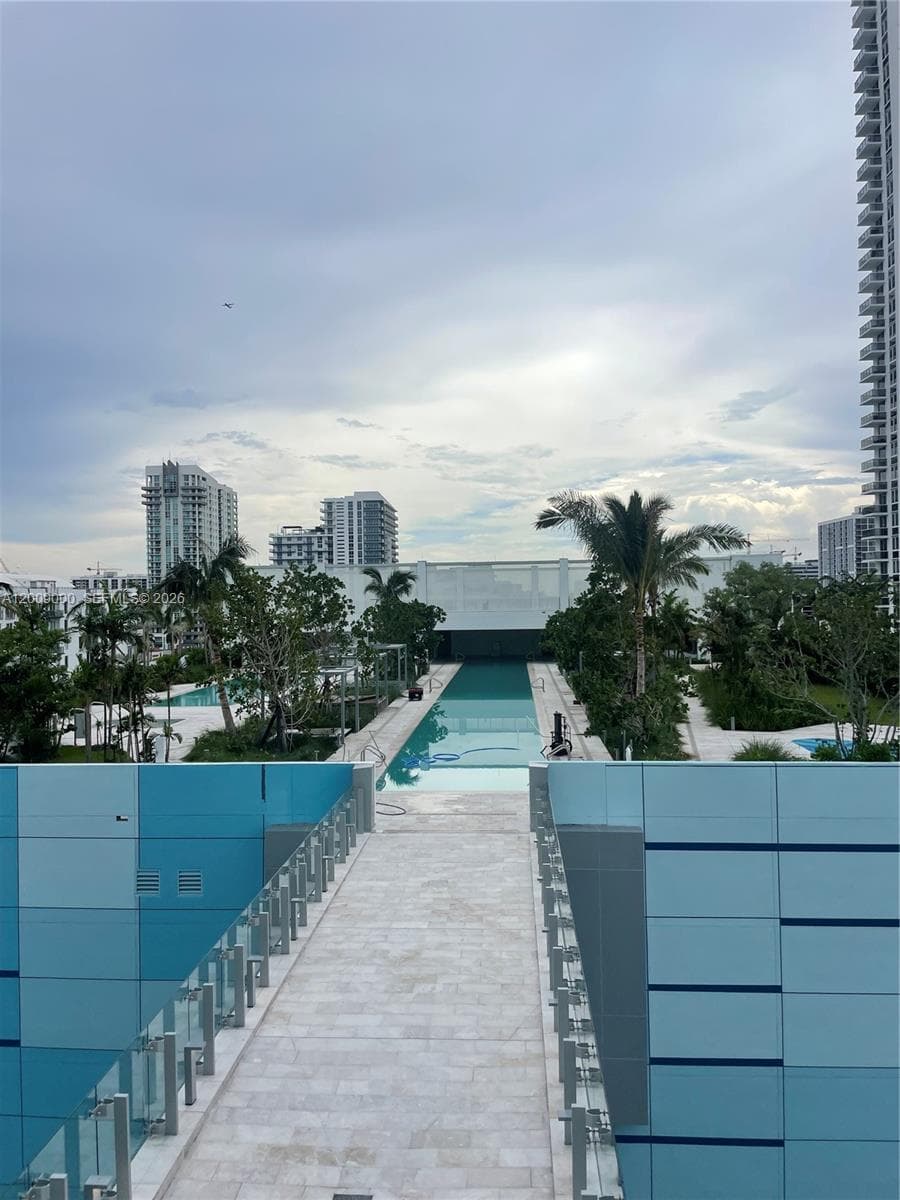 700 NE 26th Ter # 806, Miami FL 33137 — 16
