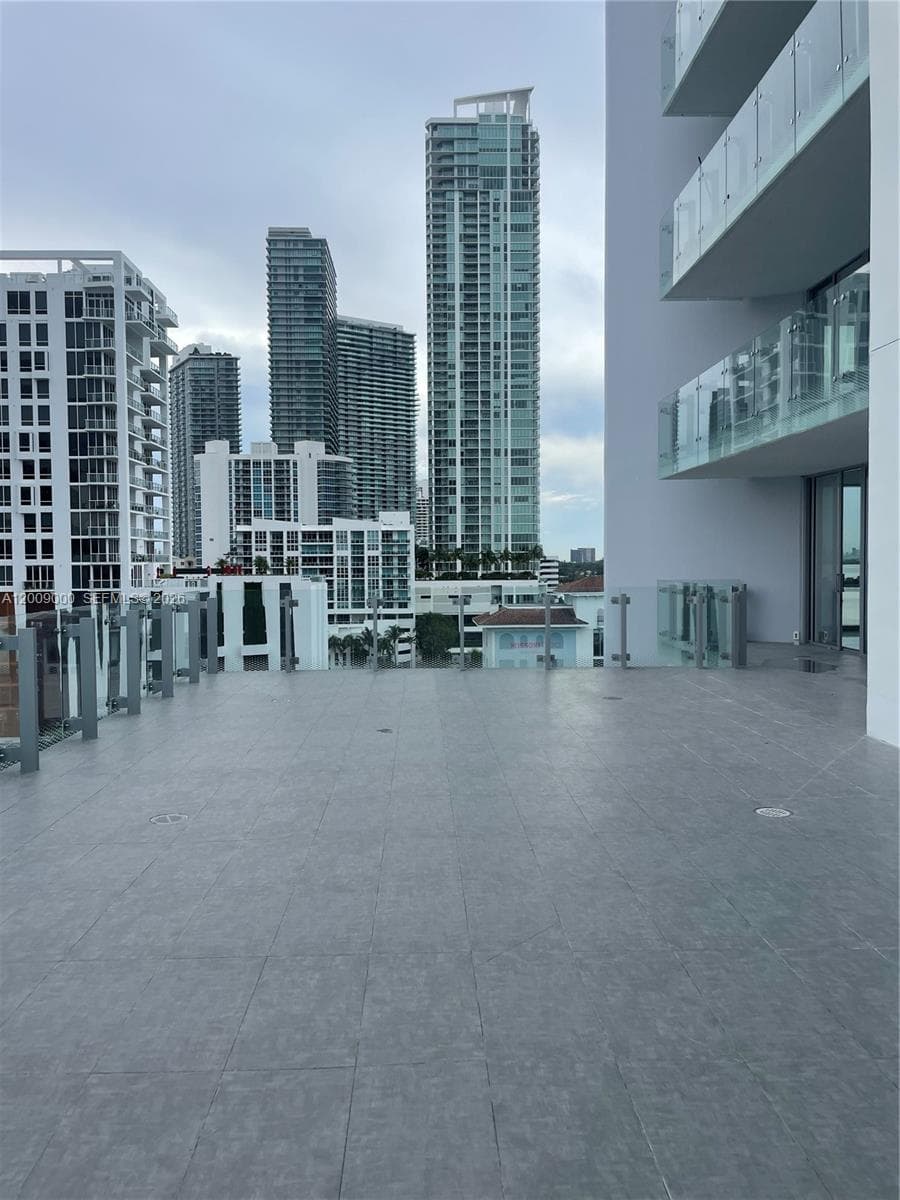700 NE 26th Ter # 806, Miami FL 33137 — 15