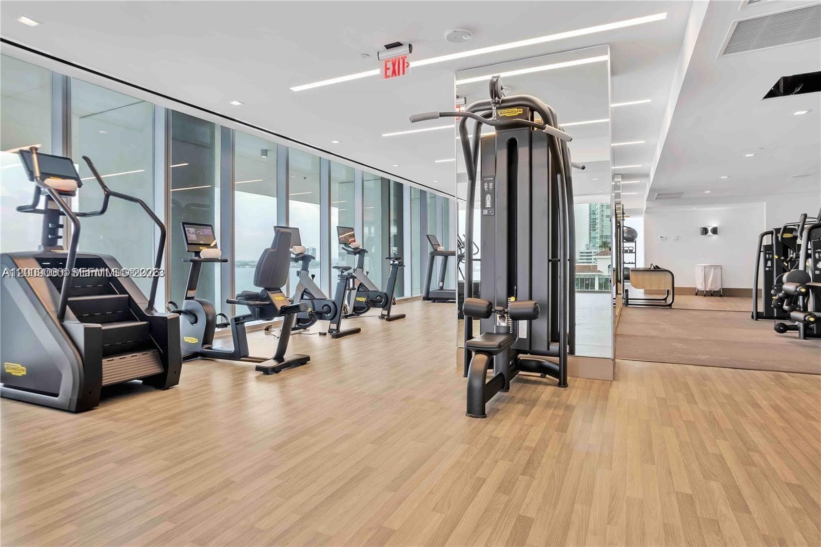 700 NE 26th Ter # 806, Miami FL 33137 — 19